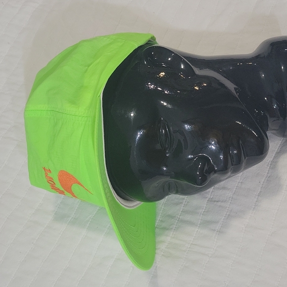 Vintage Newport Cigarette promo hat - Picture 3 of 6